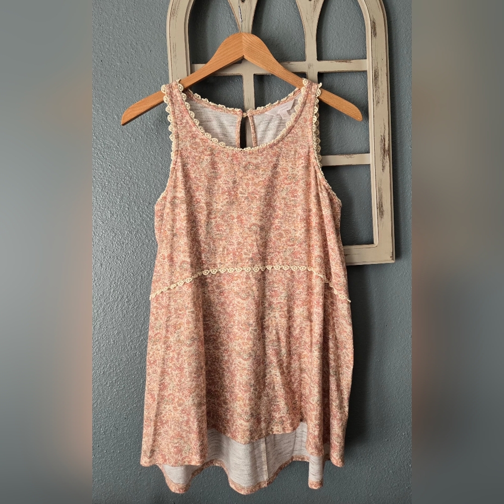 LC Lauren Conrad Pink Floral Lace Trim Sleeveless Top - Size M